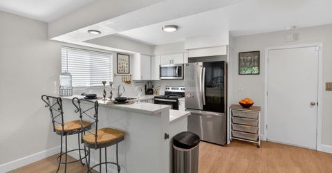 4920 Sky Pkwy, Sacramento, CA 95823 Photo