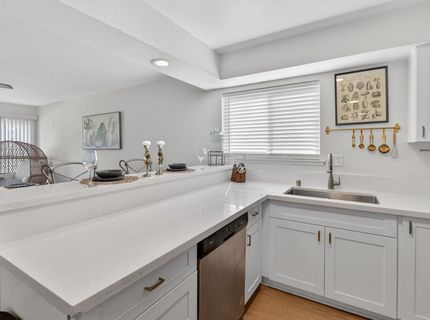 4920 Sky Pkwy, Sacramento, CA 95823 Photo