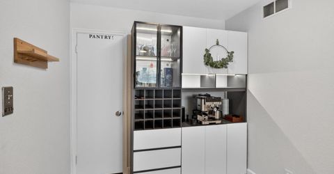 4920 Sky Pkwy, Sacramento, CA 95823 Photo