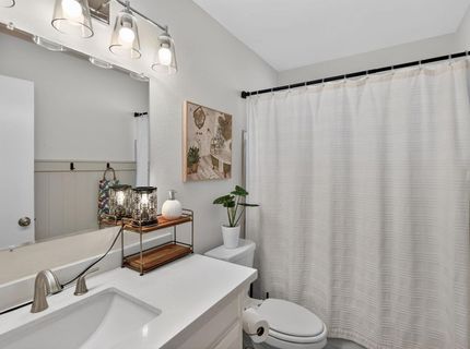 4920 Sky Pkwy, Sacramento, CA 95823 Photo