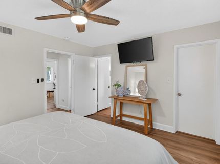 4920 Sky Pkwy, Sacramento, CA 95823 Photo