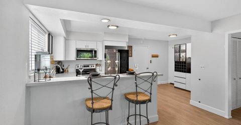 4920 Sky Pkwy, Sacramento, CA 95823 Photo