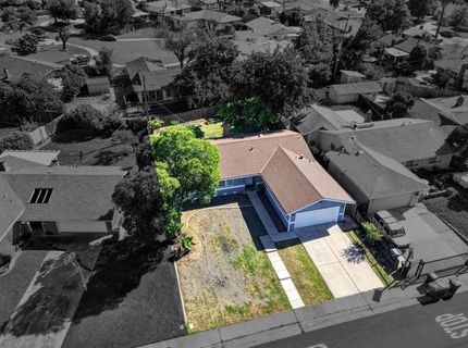 4920 Sky Pkwy, Sacramento, CA 95823 Photo