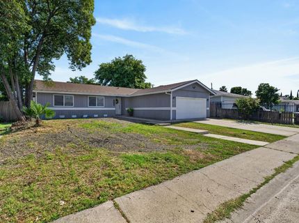 4920 Sky Pkwy, Sacramento, CA 95823 Photo