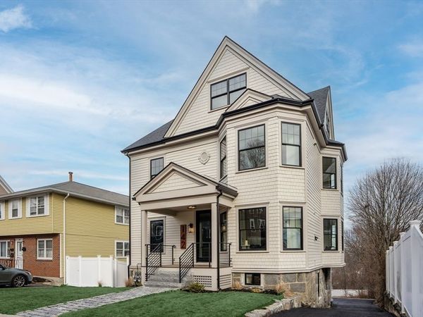 142A Metropolitan, Boston, MA 02131