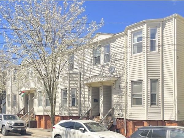 13-19 Houghton St, Somerville, MA 02143