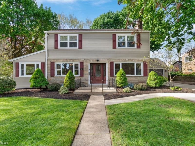 134 Bonnett Street SW, North Canton, OH 44720 Photo 1
