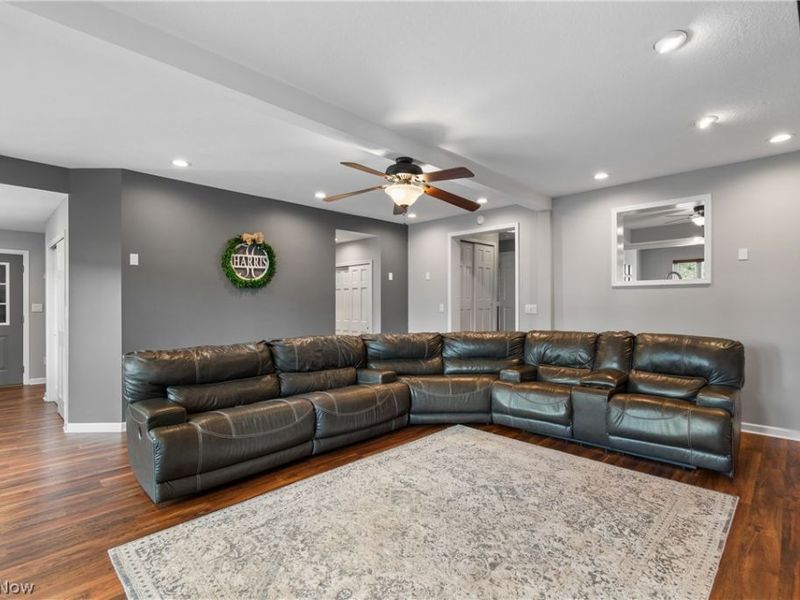 134 Bonnett Street SW, North Canton, OH 44720 Photo 7