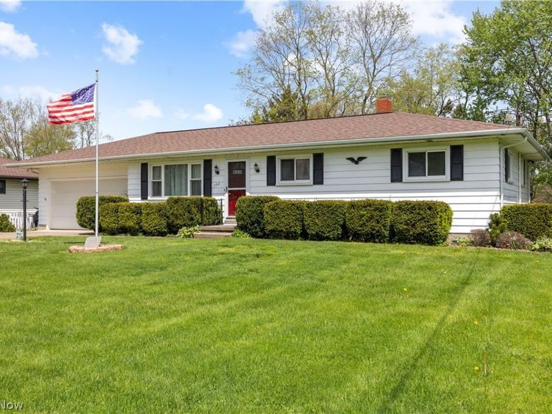 792 Hillcrest Drive, Wadsworth, OH 44281 Photo 3
