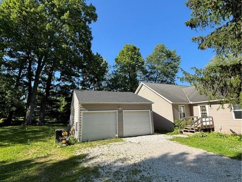 109 Cornelia Drive, Chardon, OH 44024 Photo 29