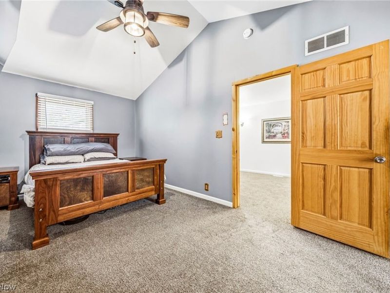 109 Cornelia Drive, Chardon, OH 44024 Photo 8