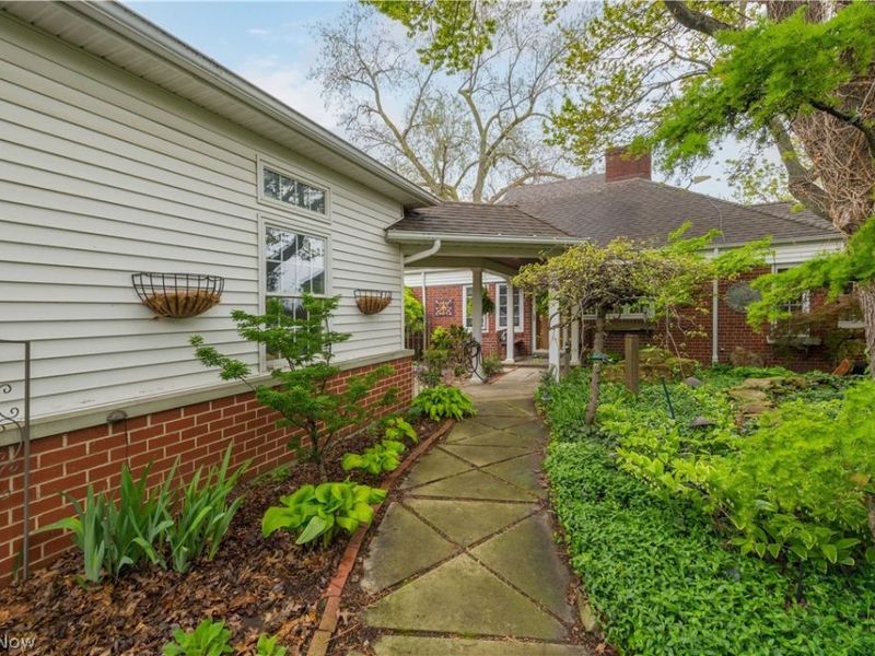 5918 Liberty Avenue , Vermilion, OH 44089 Photo 8