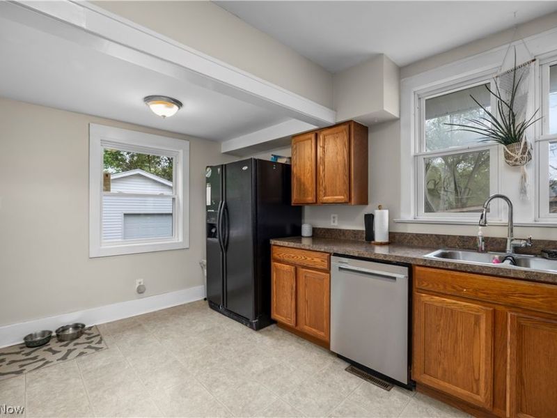 231 W Union Street, Medina, OH 44256 Photo 16