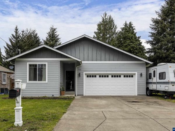 755 E Ash St, Lebanon, OR 97355