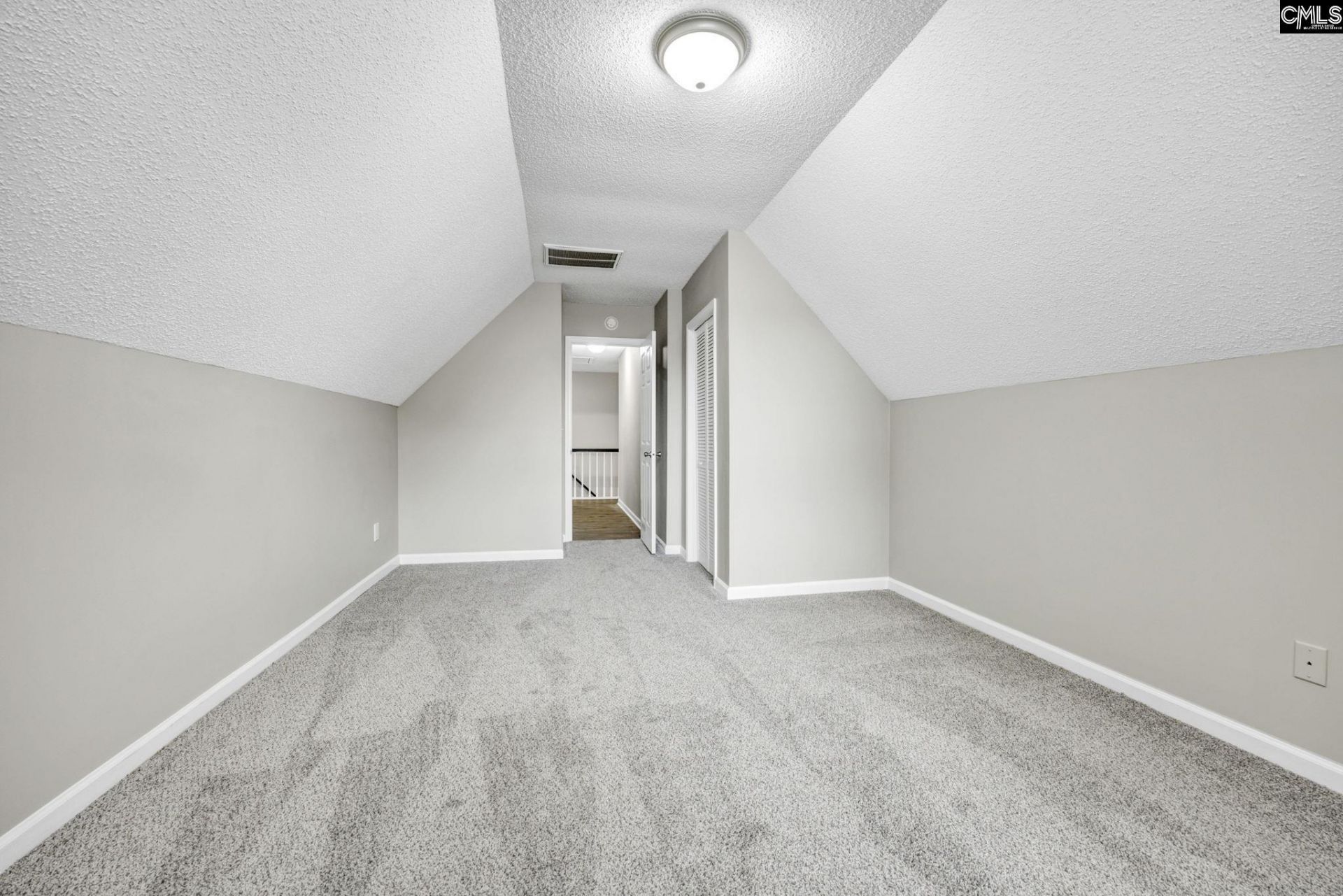 104 Pond Oak Lane  Photo 24