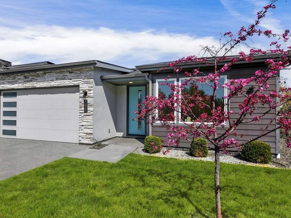 1425 E Jade Creek St, Eagle, ID 83616