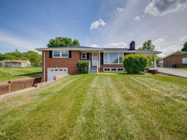 1029 Spring Valley Drive, Kingsport, TN 37660