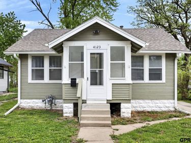 4123 N 39th Street , Omaha, NE 68111
