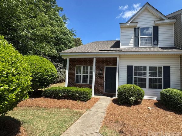 3251 Blythe Ridge Court , Charlotte, NC 28213