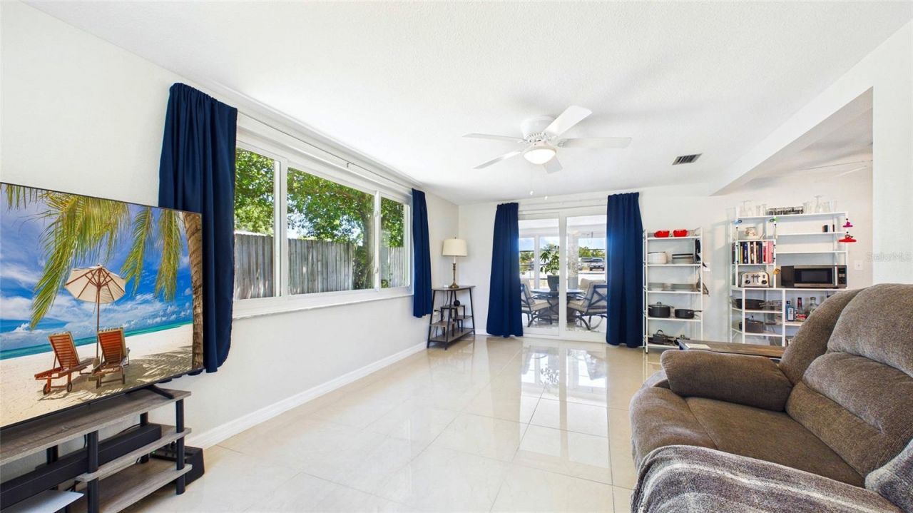 5325 Devries Drive , New Port Richey, FL 34652 Photo