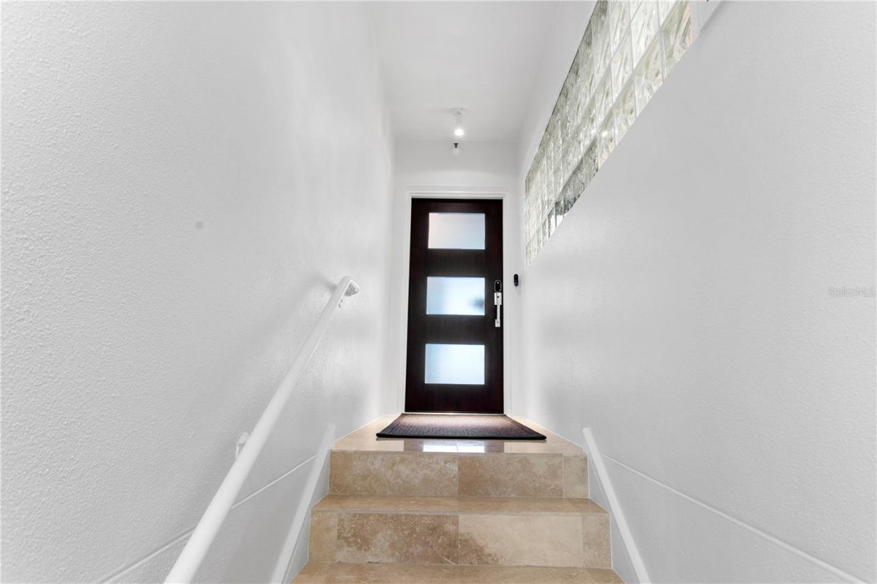 4950 Bayshore Boulevard, Unit 25D, Tampa, FL 33611 Photo
