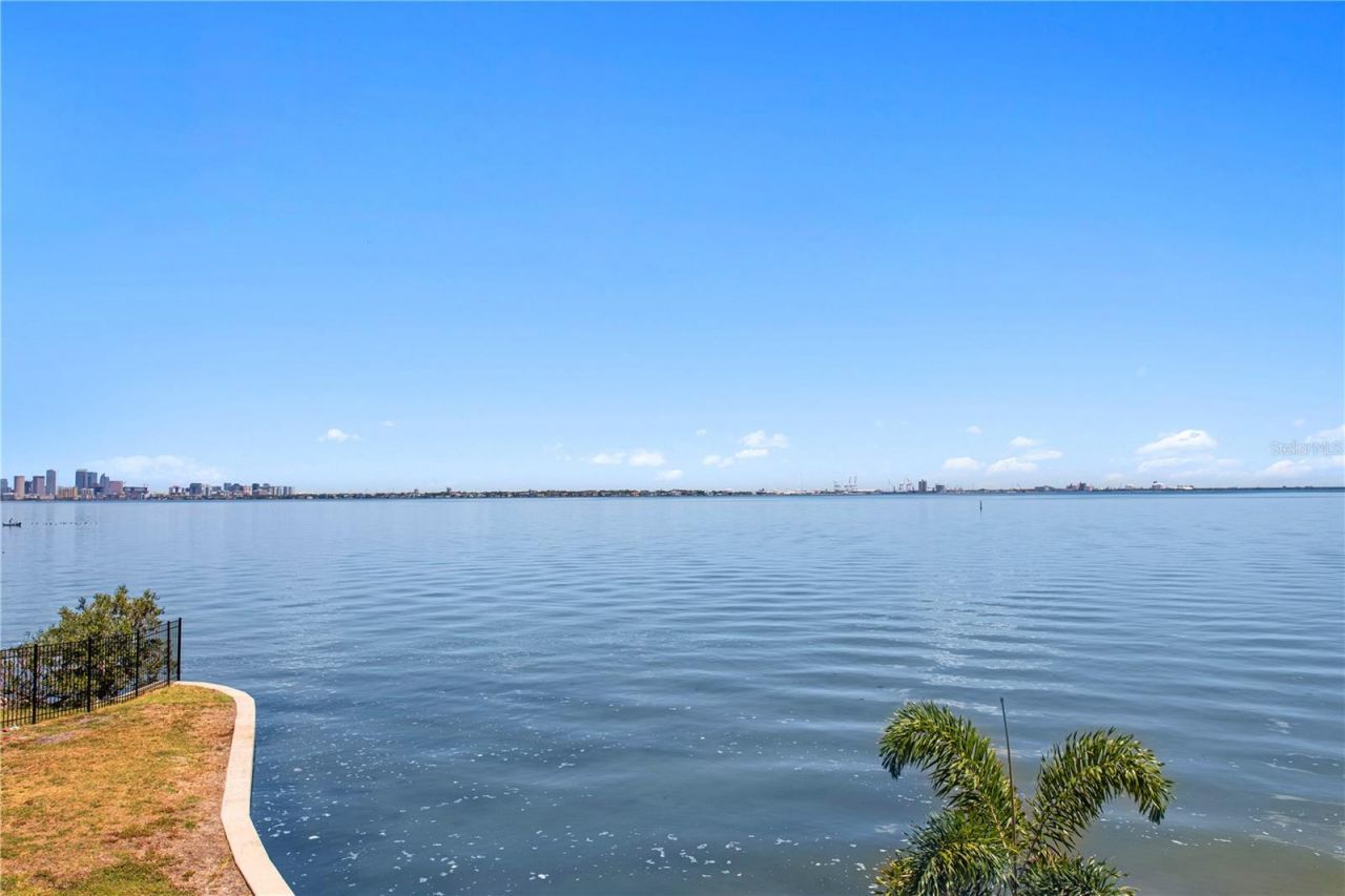 4950 Bayshore Boulevard, Unit 25D, Tampa, FL 33611 Photo