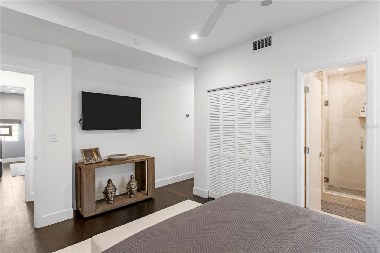 4950 Bayshore Boulevard, Unit 25D, Tampa, FL 33611 Photo