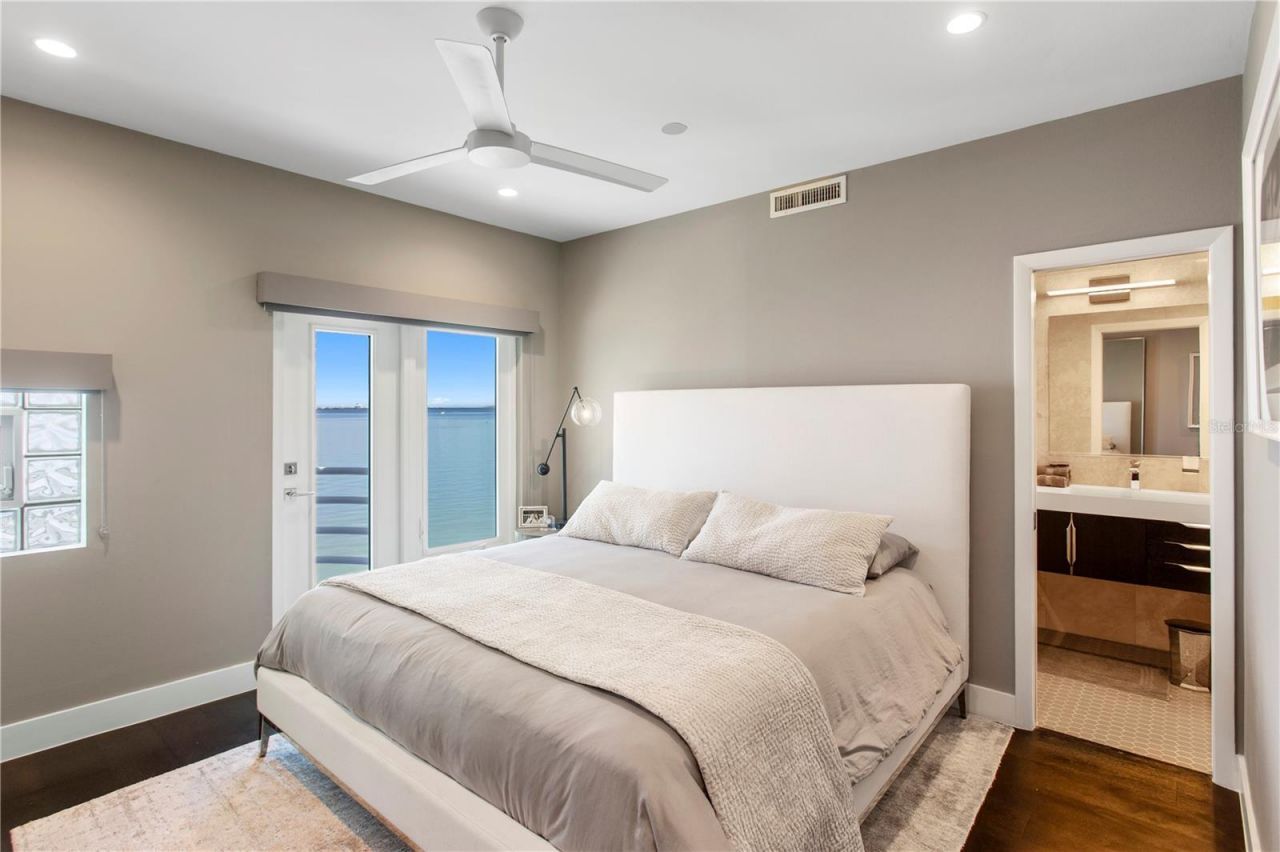 4950 Bayshore Boulevard, Unit 25D, Tampa, FL 33611 Photo
