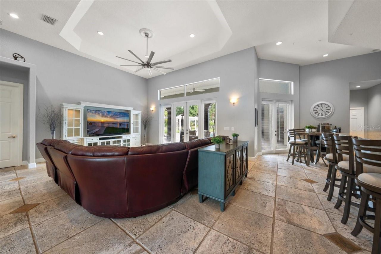 18731 Crooked Lane, Lutz, FL 33548 Photo