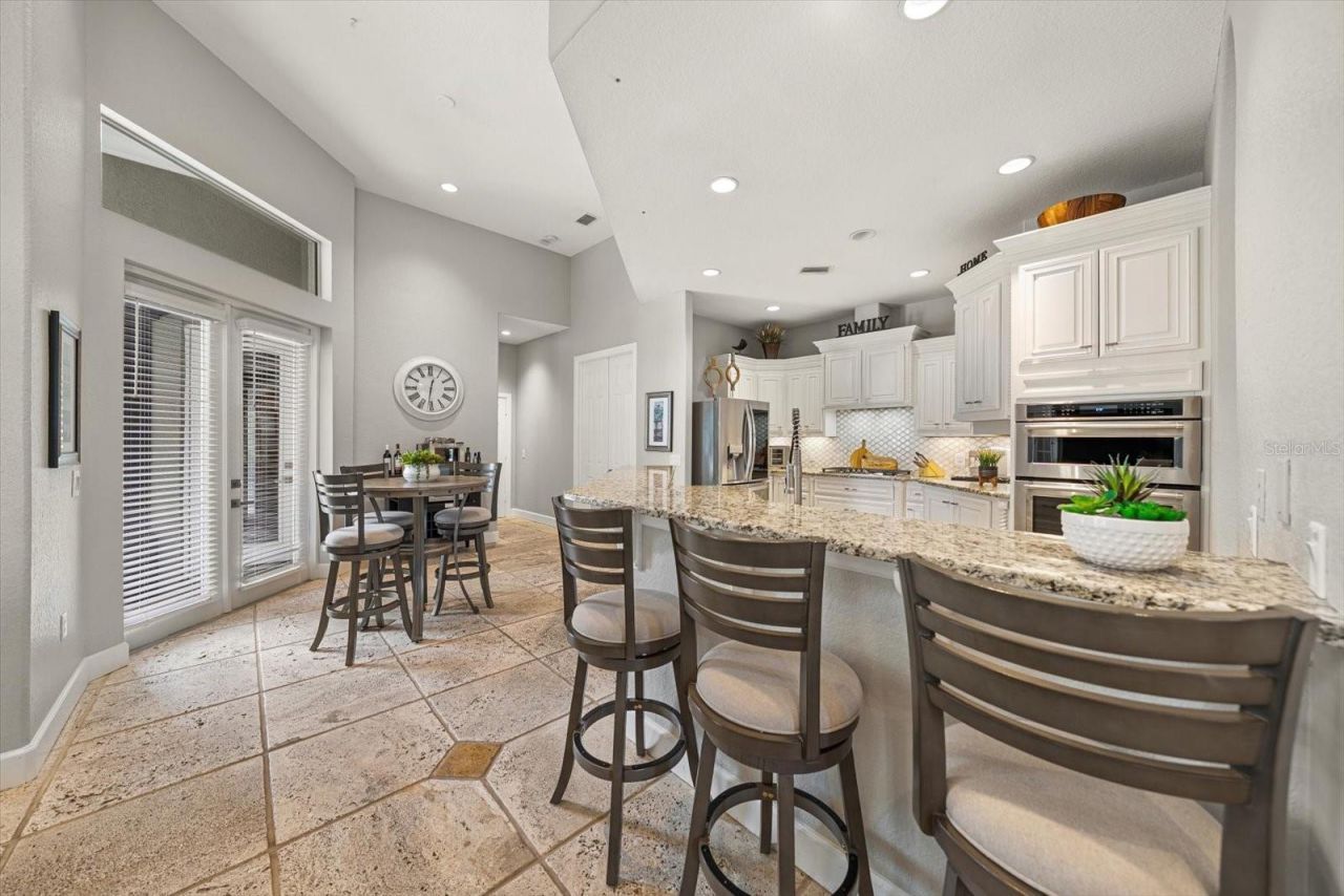18731 Crooked Lane, Lutz, FL 33548 Photo