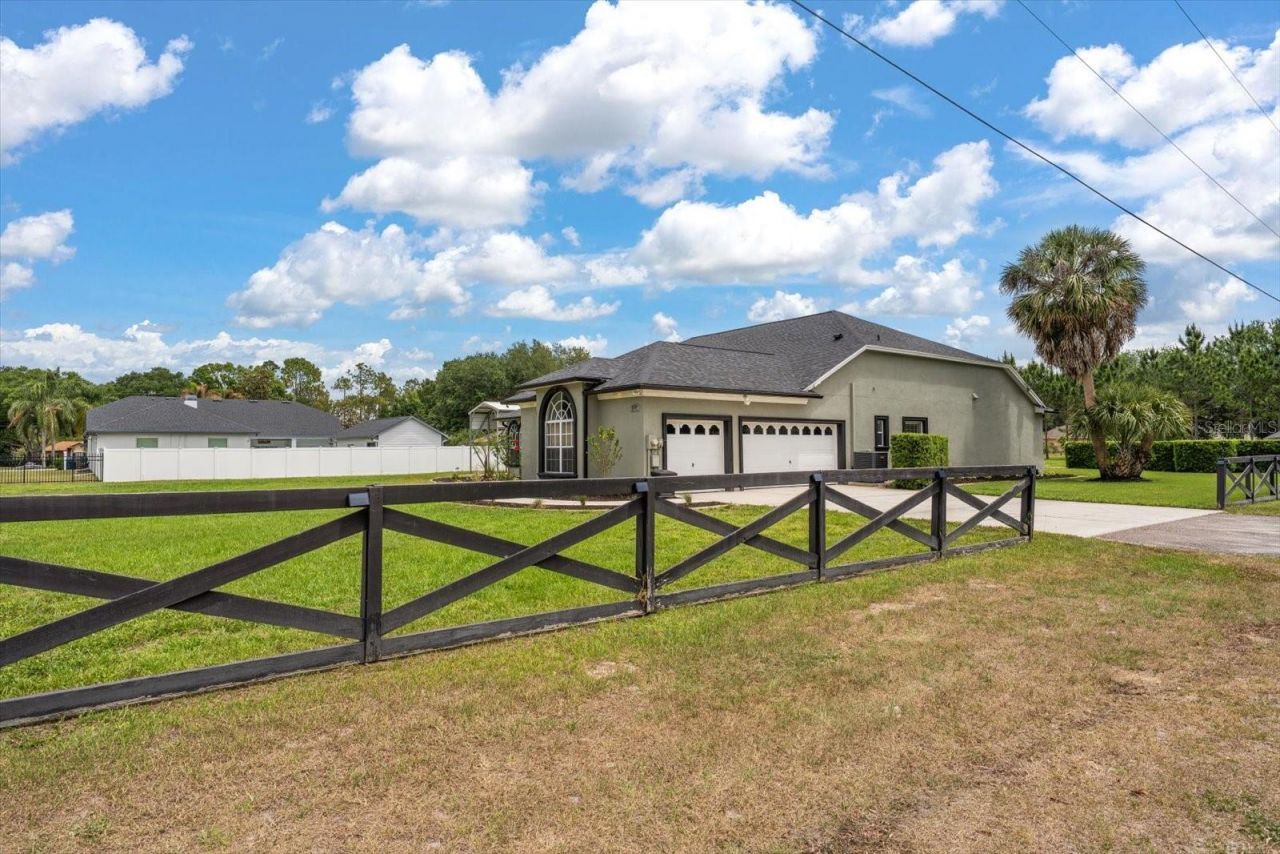 18731 Crooked Lane, Lutz, FL 33548 Photo