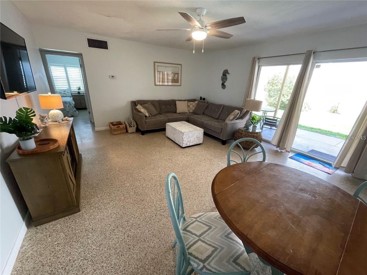 573 N Atlantic Avenue , Unit 5, New Smyrna Beach, FL 32169 Photo