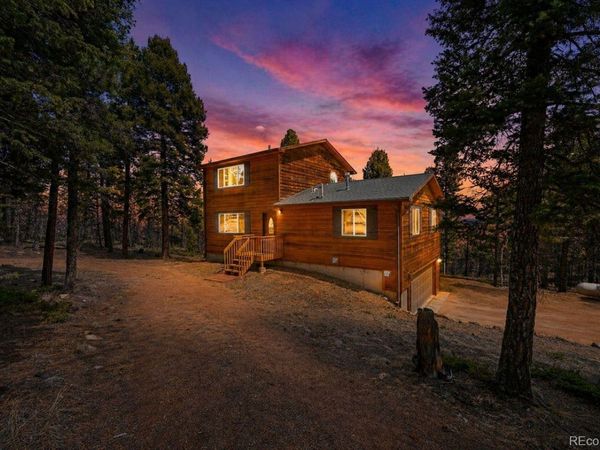 82 Apache Creek, Florissant, CO 80816