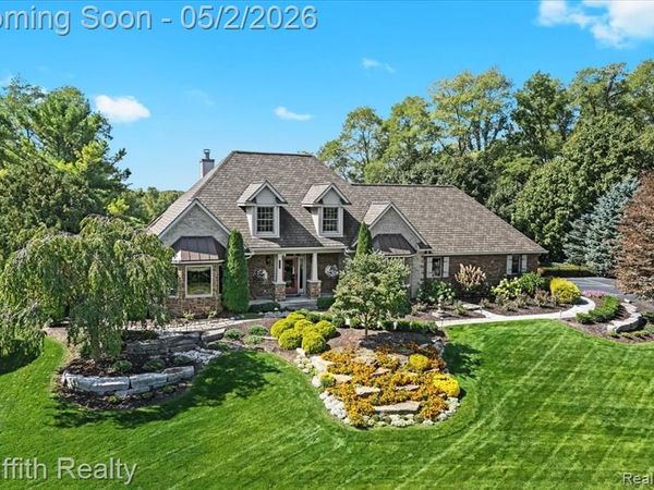 7253 Summit Ridge , Hamburg Twp, MI 48116