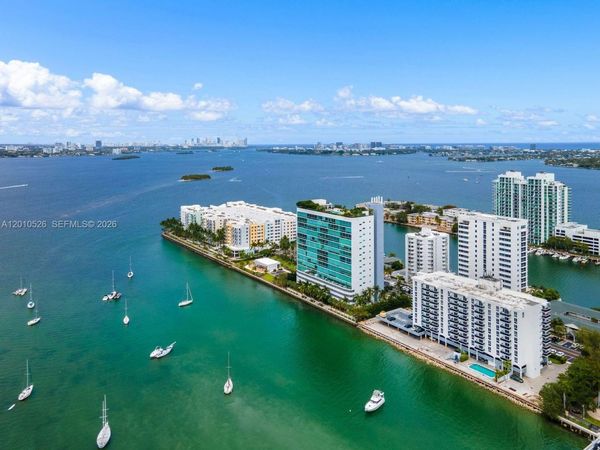 7934 West Dr, Unit 703, North Bay Village, FL 33141