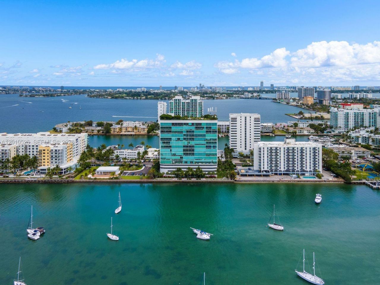 7934 West Dr, Unit 703, North Bay Village, FL 33141 Photo