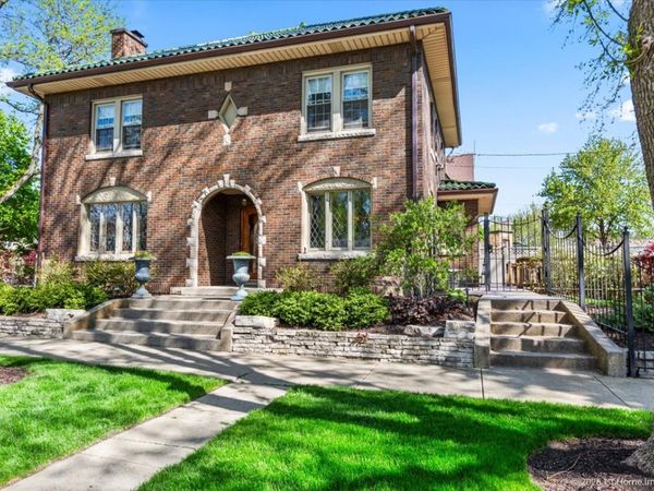 9955 S Hamilton Avenue , Chicago, IL 60643