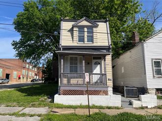 2027 Destrehan Street Saint Louis, MO 63107
