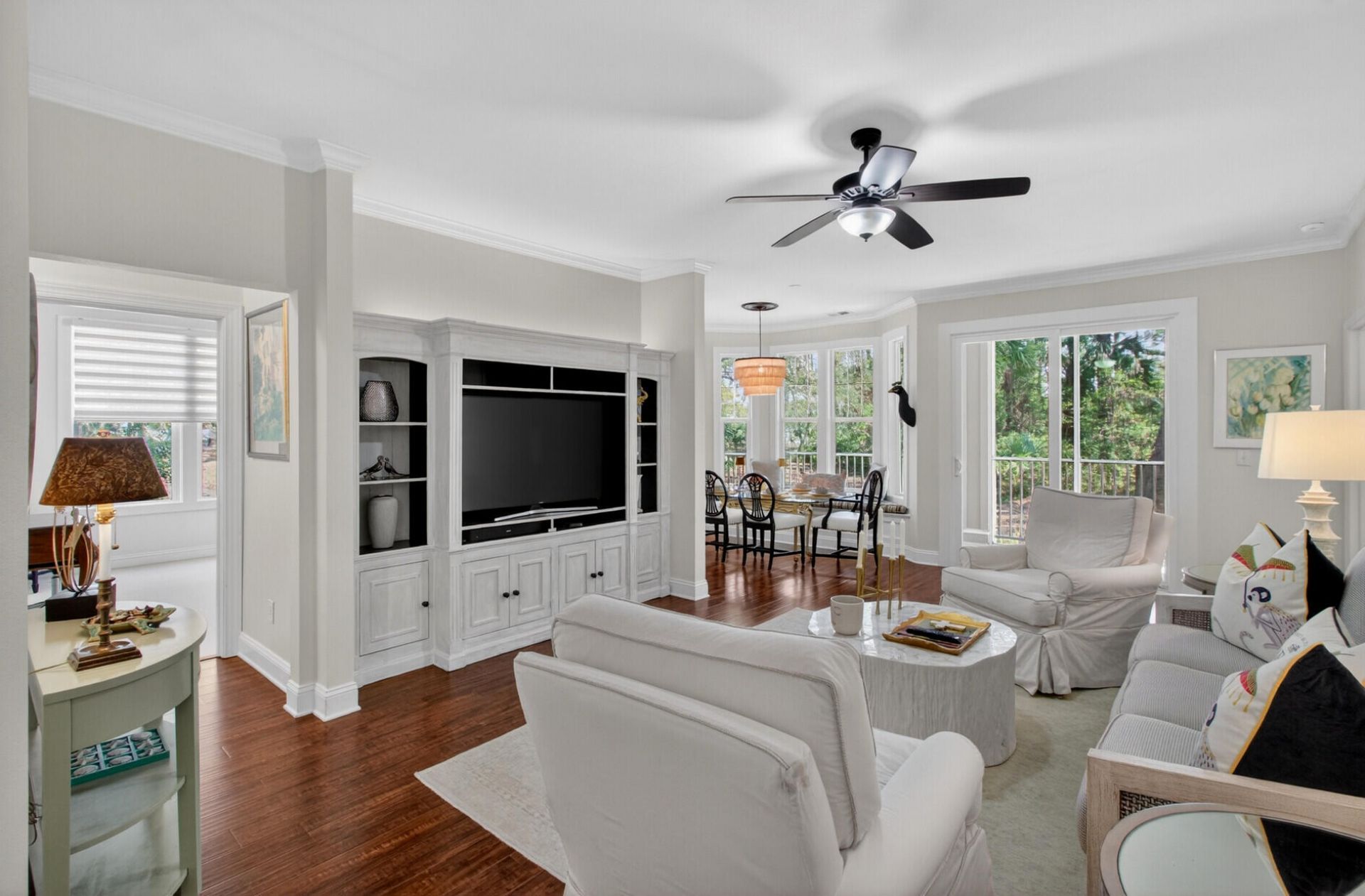 130 River Landing Drive Photo 5