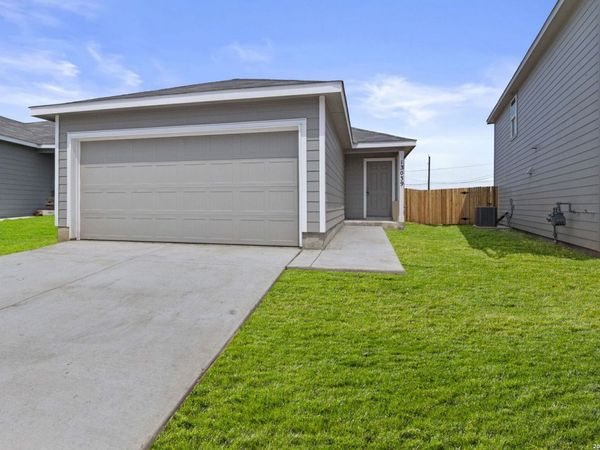 13039 Lake Fryer, St Hedwig, TX 78152