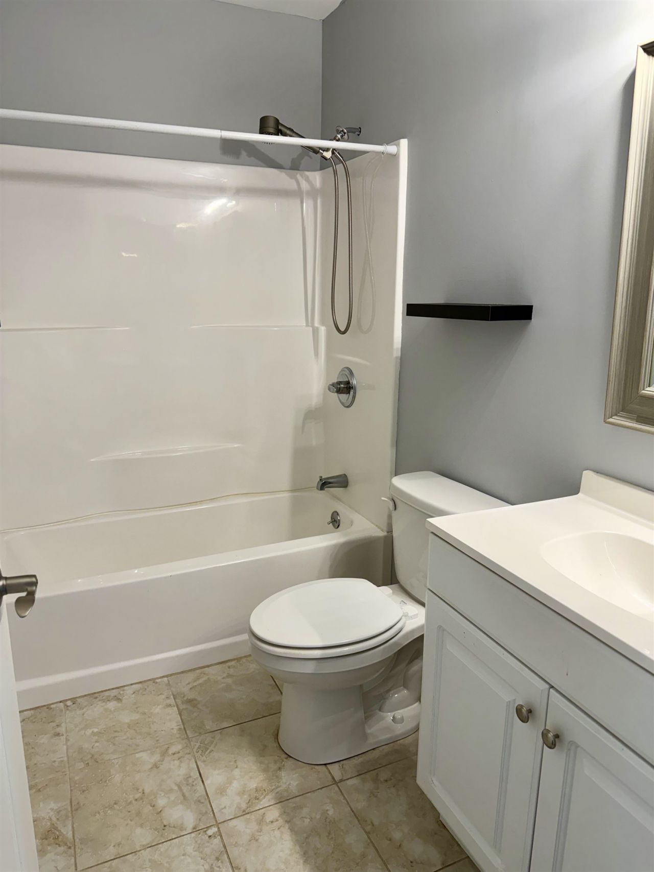 1025 Plantation Dr.  Photo 13