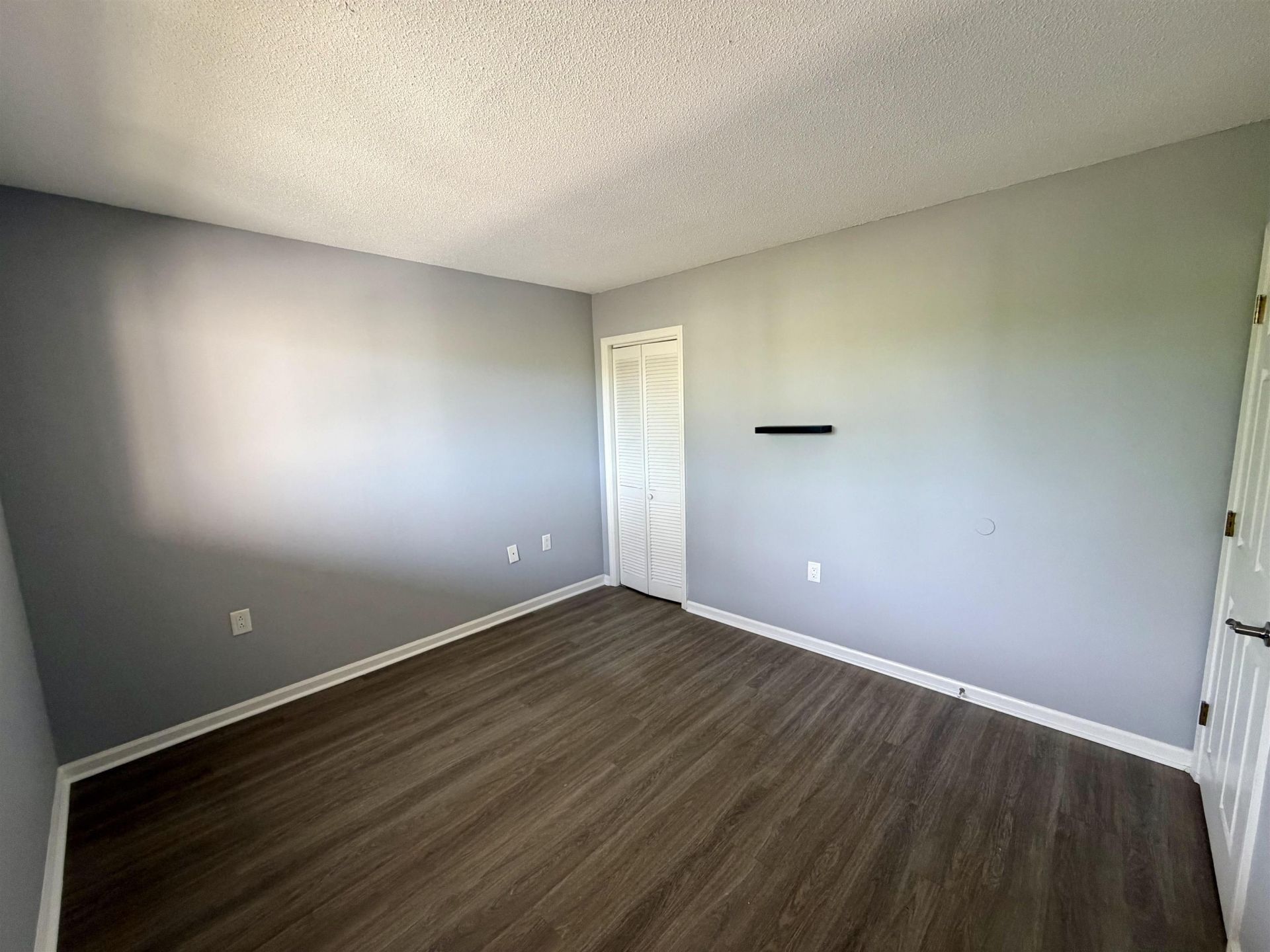 1025 Plantation Dr.  Photo 14