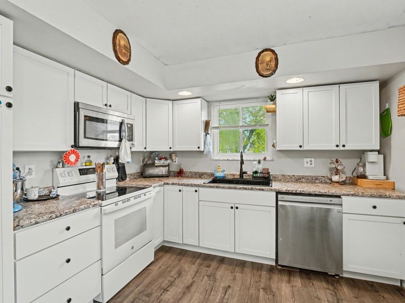 5235 Middle Urbana Road, Springfield, OH 45502 Photo 11