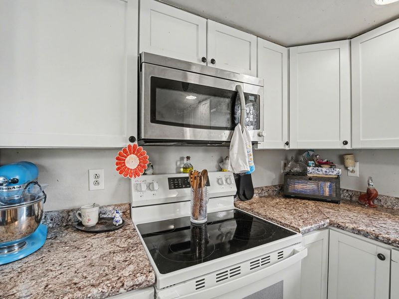 5235 Middle Urbana Road, Springfield, OH 45502 Photo 12