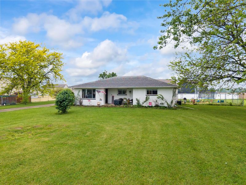 5235 Middle Urbana Road, Springfield, OH 45502 Photo 2