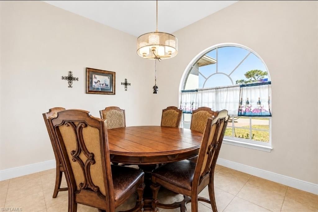 1804 SW 42nd St, Cape Coral, FL 33914 Photo