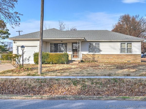 606 E Detroit Street , Broken Arrow, OK 74012