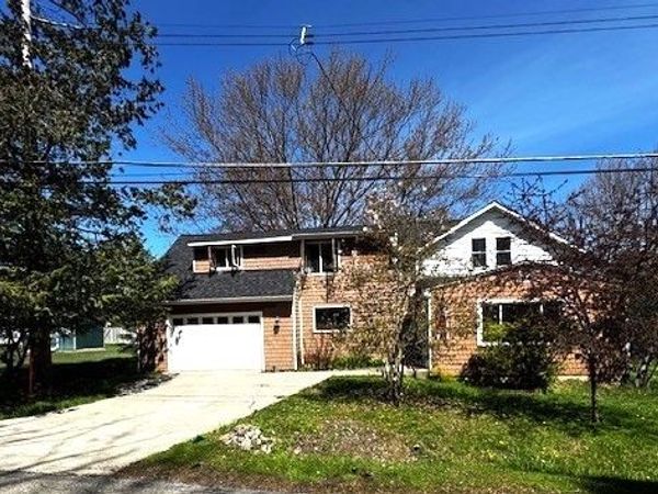 170 Rosewood Avenue , Angola, NY 14006