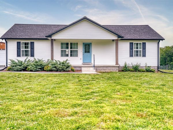 1252 Pea Ridge Road , Scottsville, KY 42164