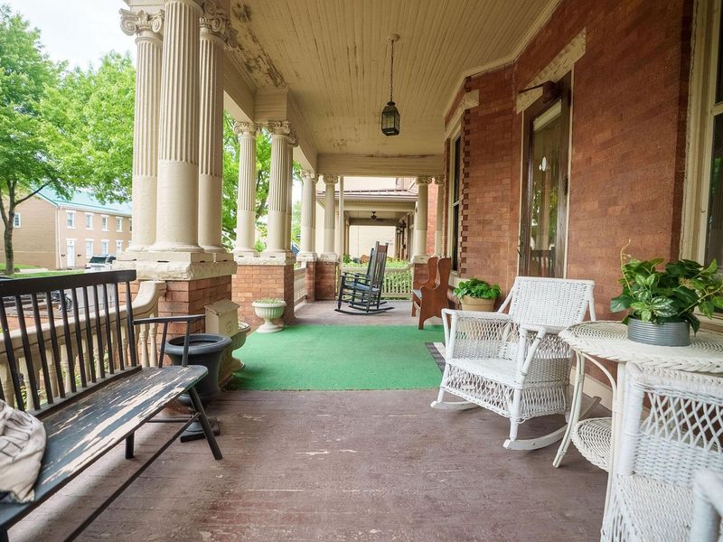 176 W Water Street, Chillicothe, OH 45601 Photo 6